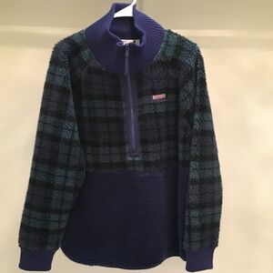 Vineyard Vine never worn